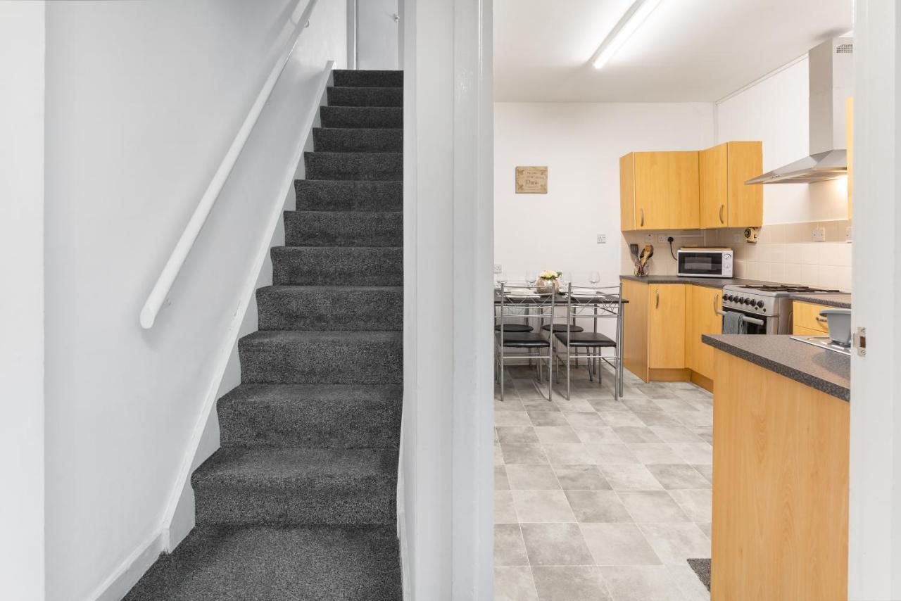 Comfortable Liverpool Townhouse - Free Parking 외부 사진